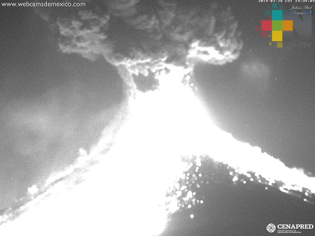 Se registra otra explosión del volcán Popocatépetl