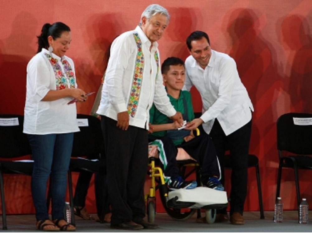 López Obrador emitiría decreto para abrogar actual reforma educativa