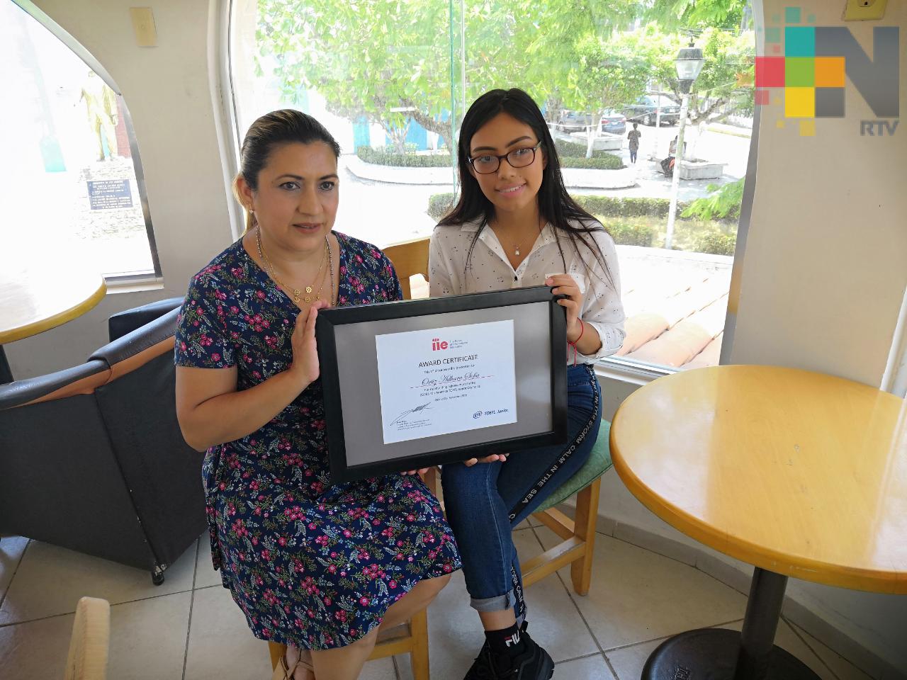 Estudiante de Nanchital obtuvo certificación de oro en examen Toefl Junior