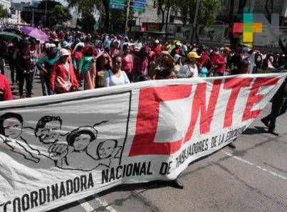 Amaga CNTE con paro nacional y movilizaciones