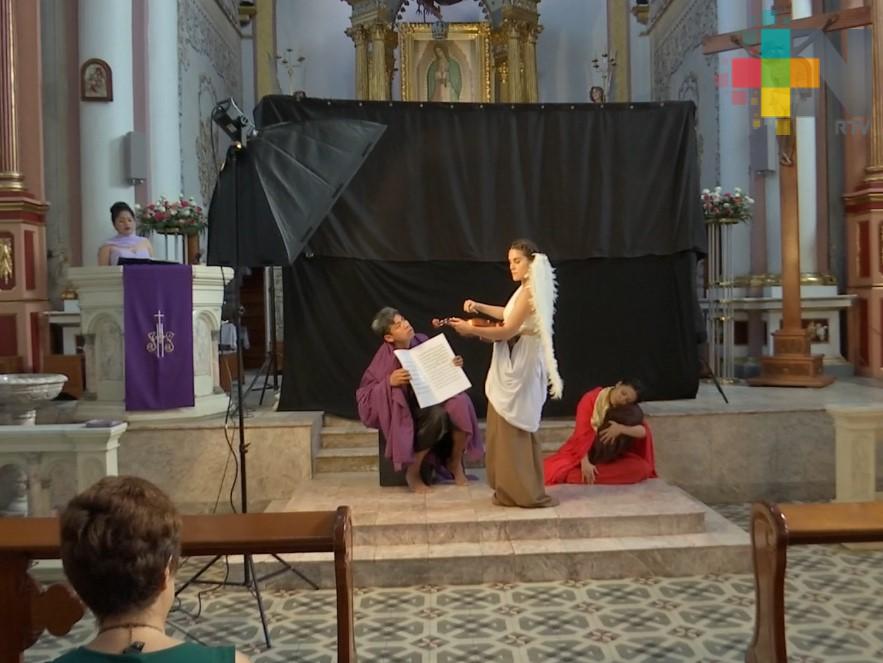 Con éxito se presentan Los cuadros vivientes en Coatepec