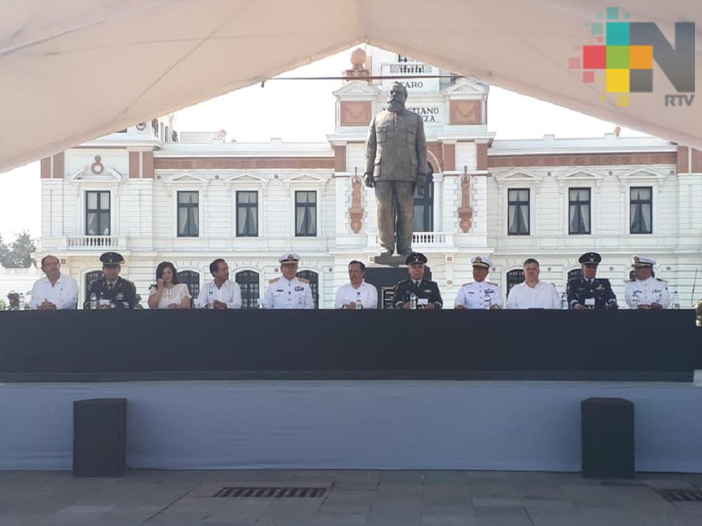 Semar realiza desfile conmemorativo a los 500 años de la fundación de la ciudad de Veracruz