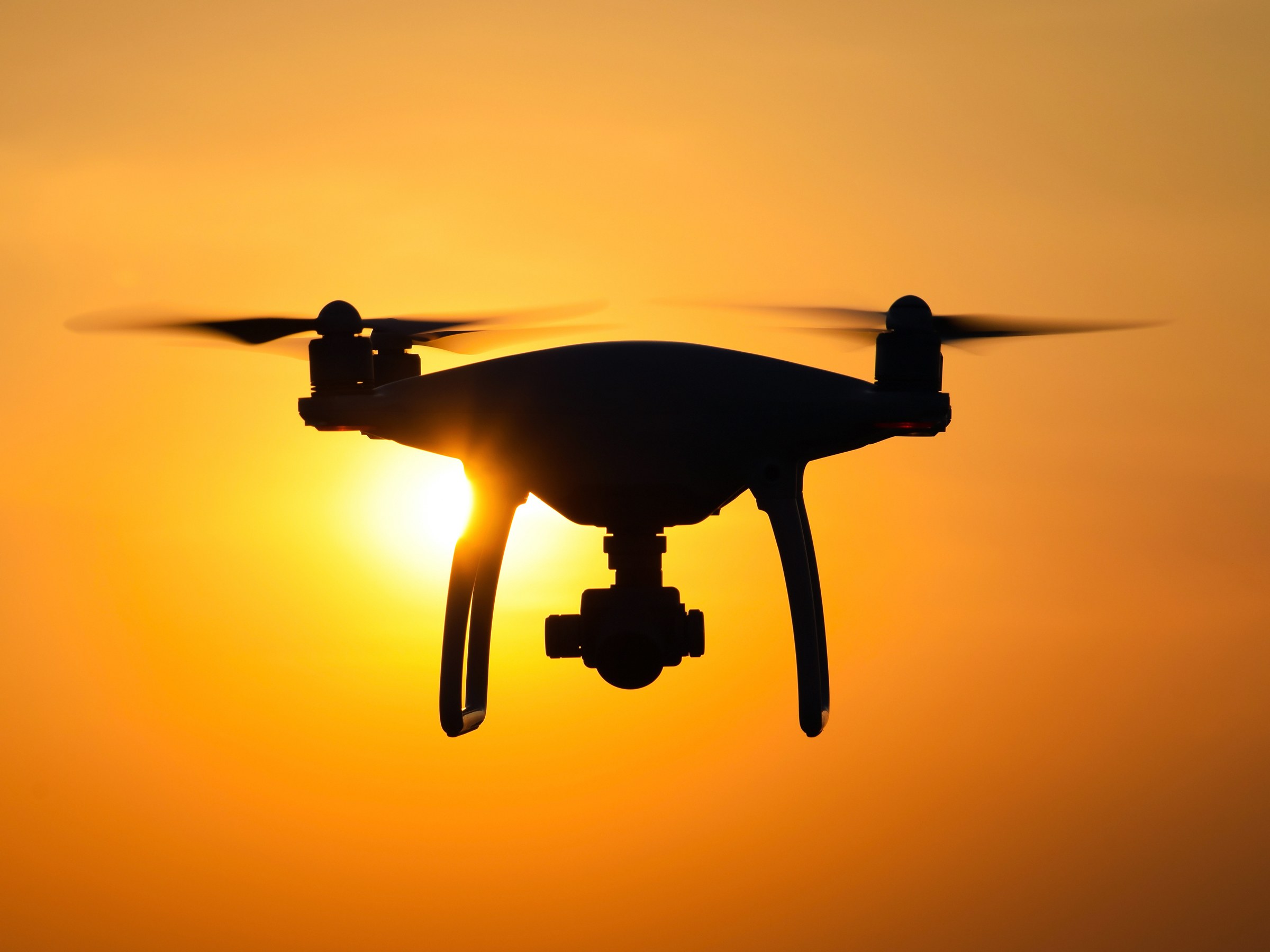 Universitario desarrolla mejoras a dron para pronosticar el clima