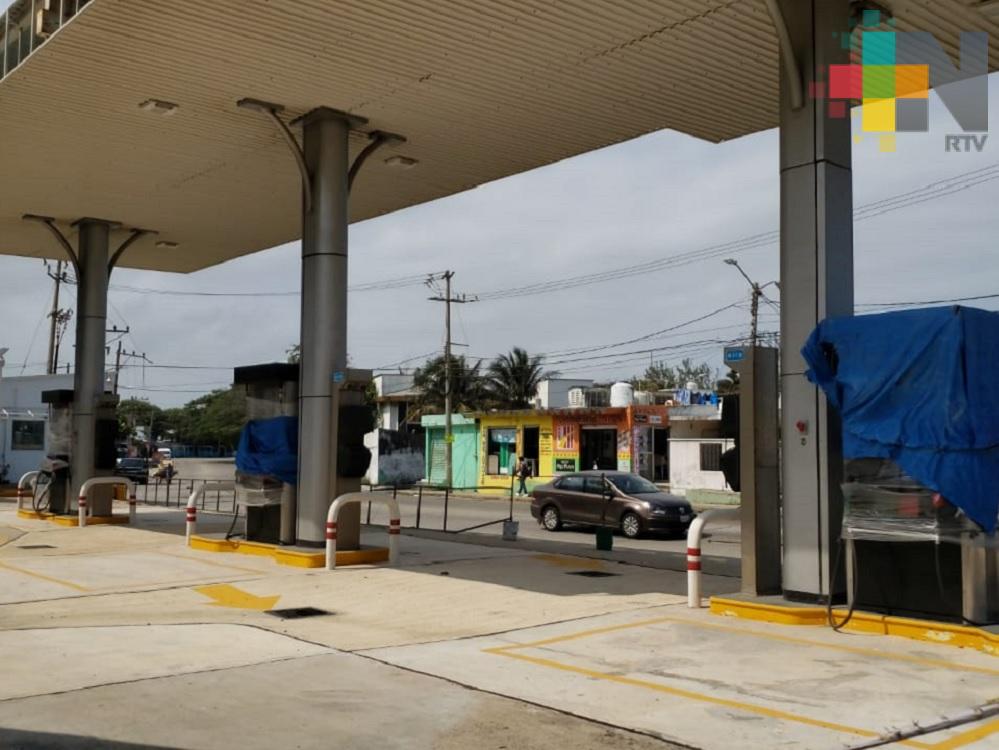 Gasolinera de Coatza con el precio más bajo sin funcionar por rehabilitación