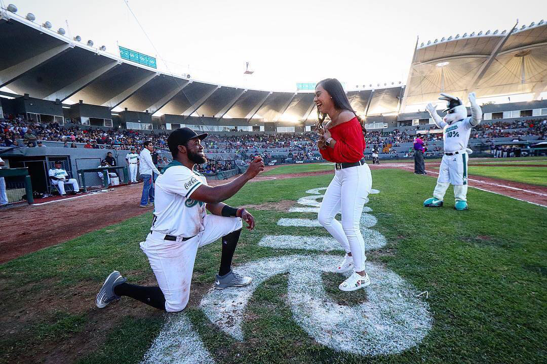 Pidió matrimonio en el diamante