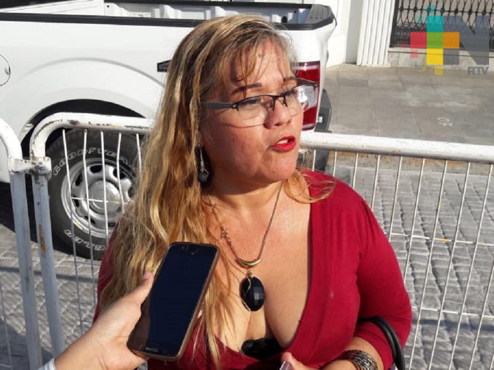 Madre de desaparecida pide a presidente destitución de fiscal Winckler