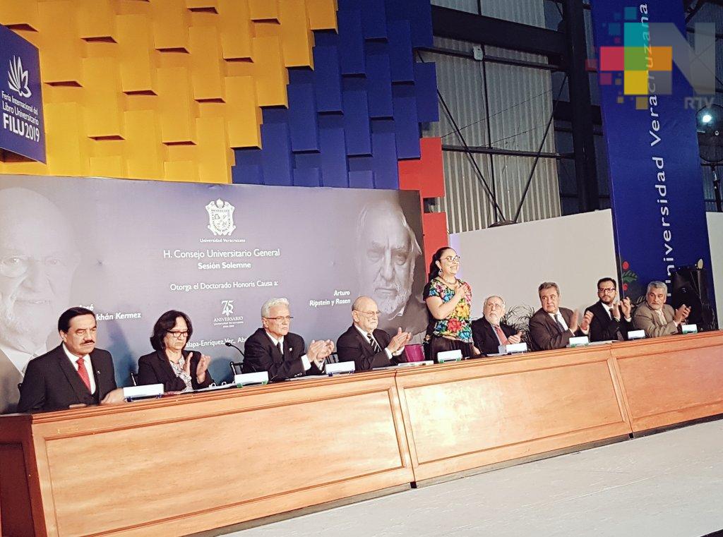 Entrega UV Doctorado Honoris Causa a José Sarukhán Kermez y a Arturo Ripstein