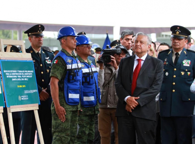 Santa Lucía tiene condiciones para un aeropuerto mixto: Fuerza Aérea Mexicana