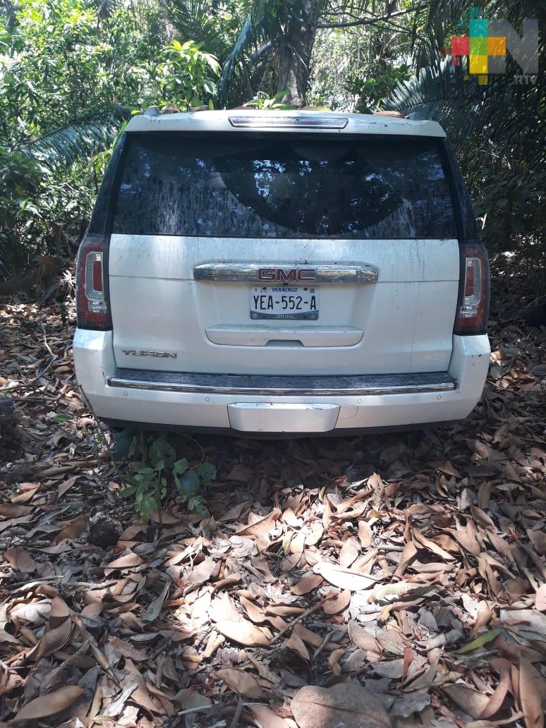 Asegura SSP camionetas robadas, en Ignacio de la Llave