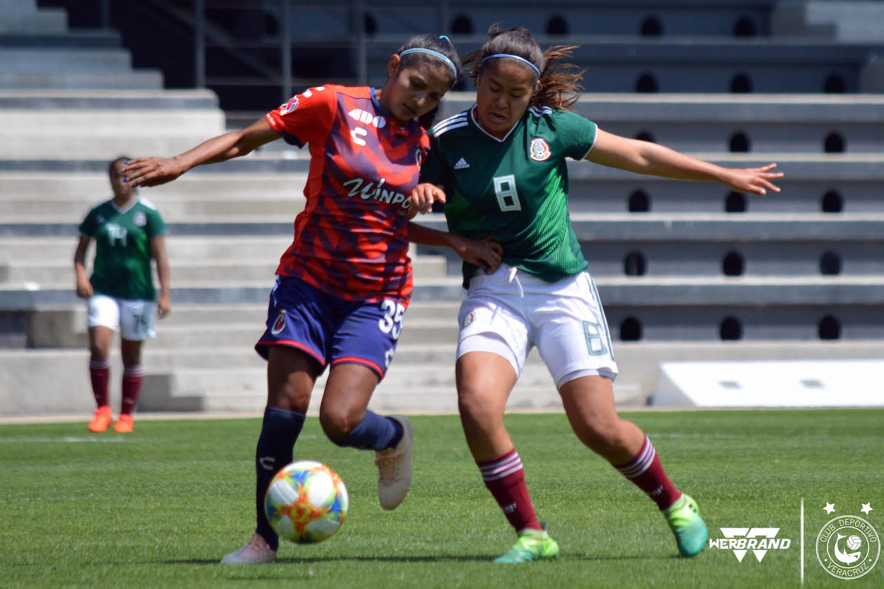 Tiburonas Rojas sostuvieron amistoso con la Selección Sub 17 Femenil