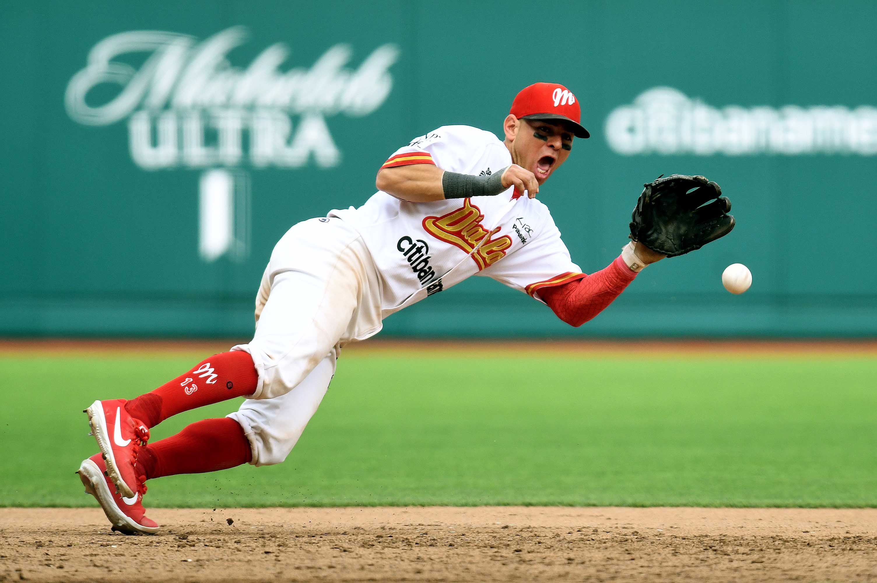 Diablos Rojos del México nuevo líder del sur