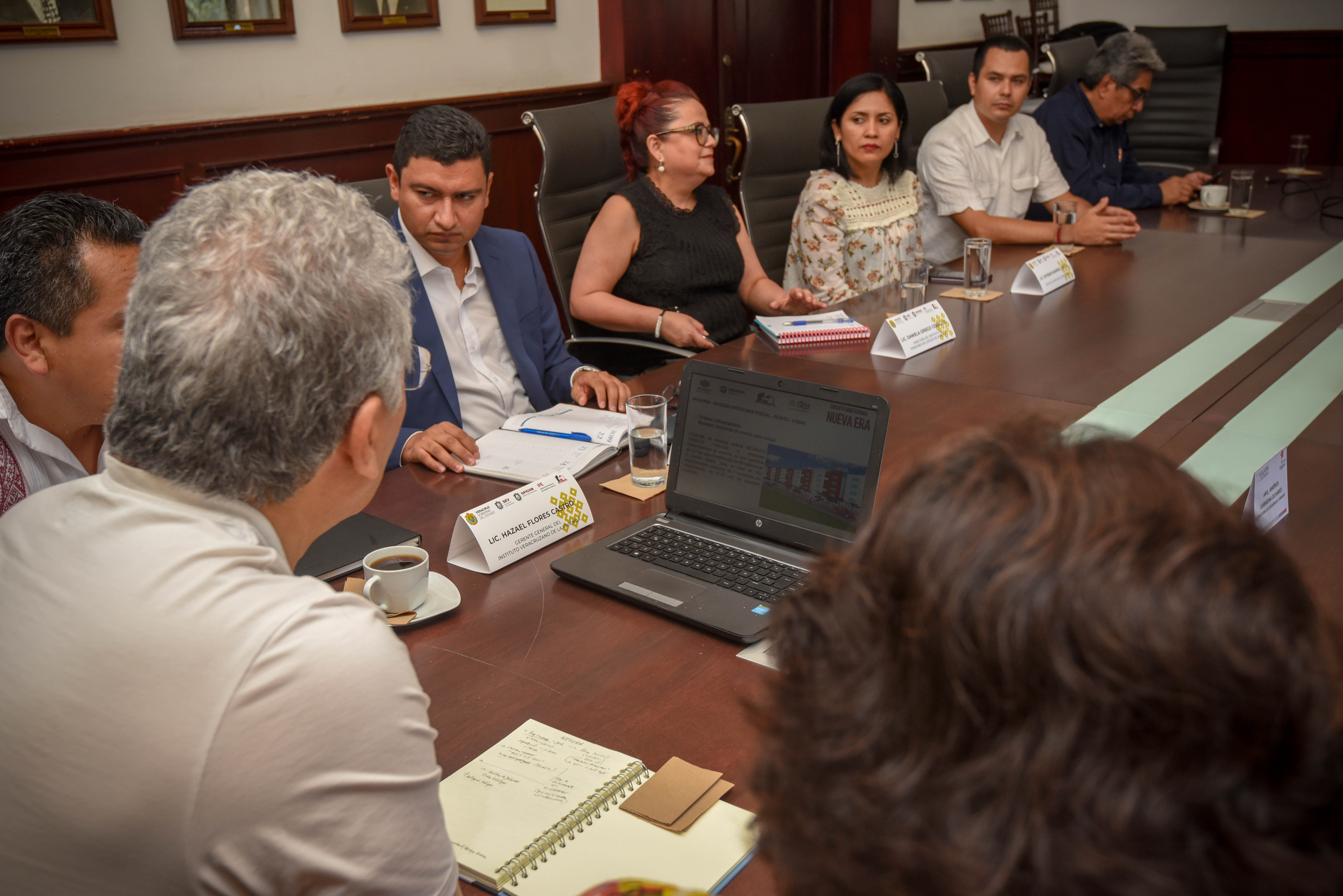 Presentan proyectos de vivienda