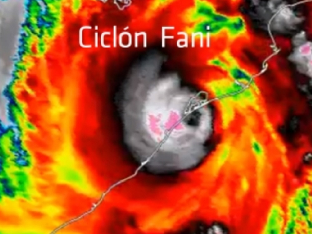 Ciclón Fani toca tierra en la India