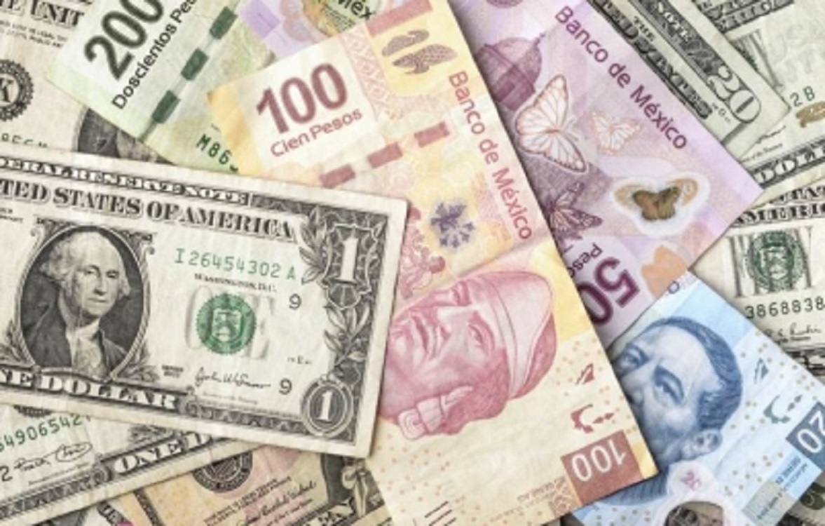 Dólar recupera terreno, abre en 19.42 pesos a la venta en bancos
