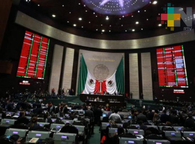 Validan diputados leyes de reforma educativa; toca el turno al Senado