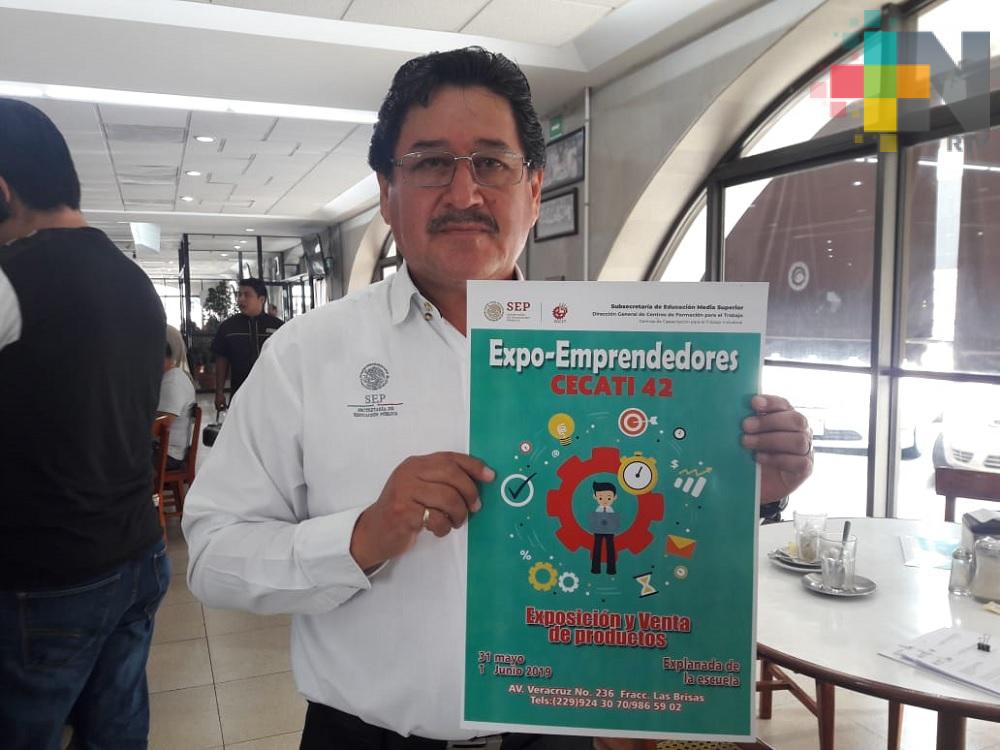 Empresa canadiense evaluará a técnicos del Cecati 42 para su contratación