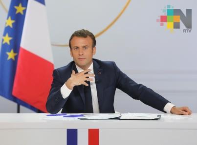 Macron y Zuckerberg buscan evitar mensajes de odio en Facebook