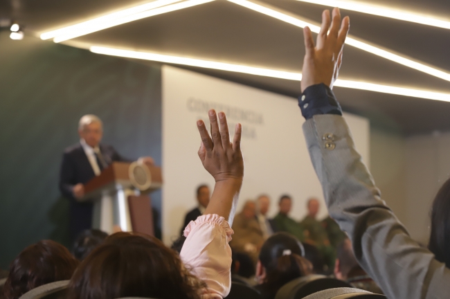Denuncia a Winckler se debe investigar para que no haya impunidad: AMLO