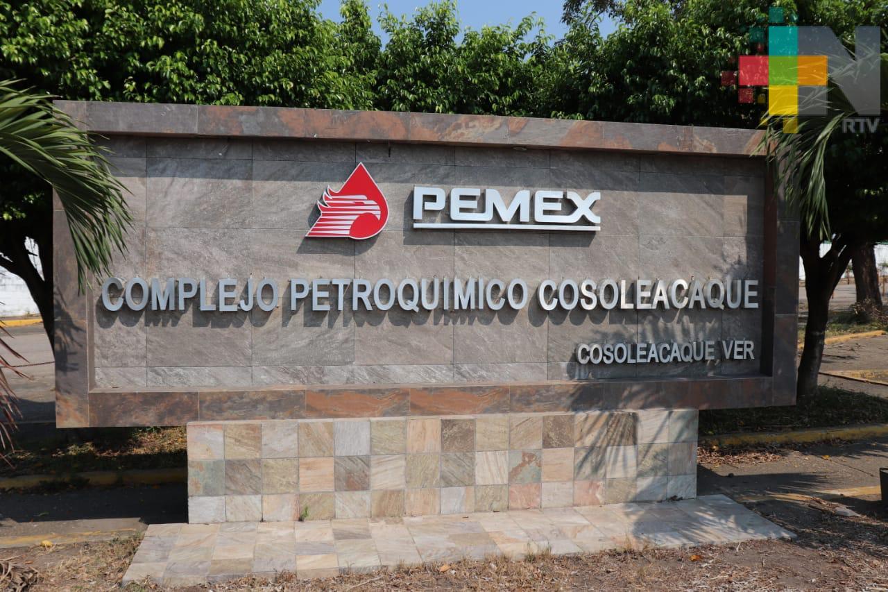 Estables, trabajadores de Pemex quemados con ácido sulfúrico