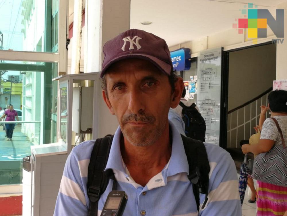 Ciudadano pide ayuda a las autoridades en materia laboral para agilizar su demanda