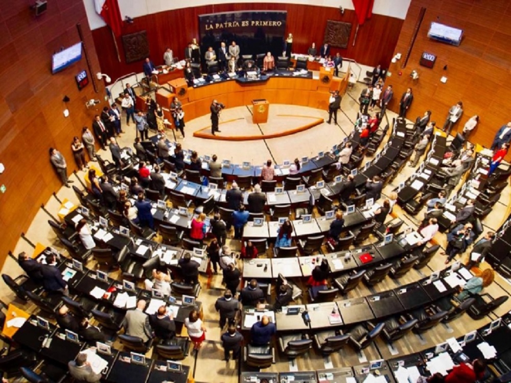 Senado avala en lo general reforma educativa