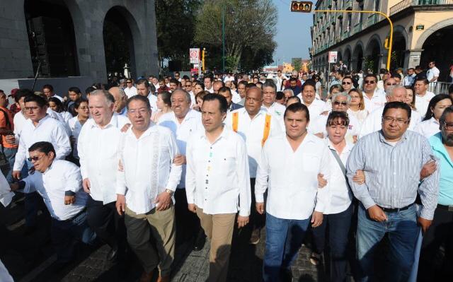 Alcanzar la paz laboral y respeto a la clase trabajadora en el país: Gobernador de Veracruz
