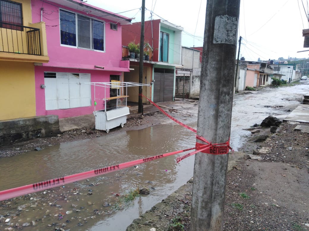 Aguacero de este domingo dejó colonias anegadas y 5 viviendas con afectaciones