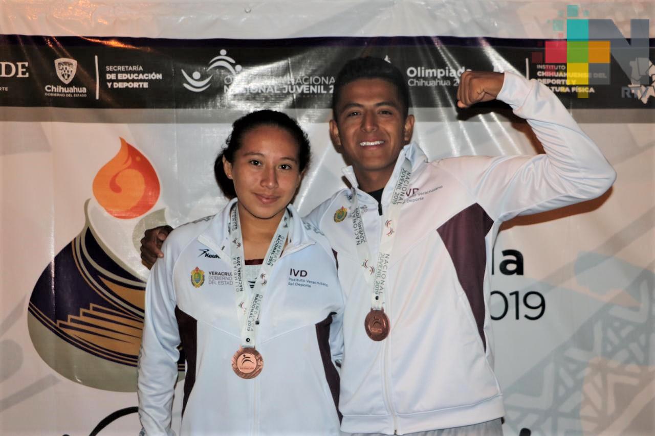 Bronces para Veracruz en garrocha y martillo