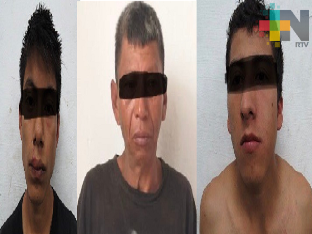 Detiene SSP a tres por delitos contra la salud y dos por robo de vehículos