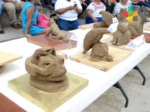 Fomentan actividades de pintura y escultura de barro en Tantoyuca