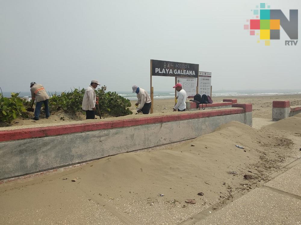 Presentan proyecto para evitar que arena invada el malecón de Coatzacoalcos