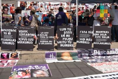 «¡Vivos se los llevaron, vivos los queremos!», claman madres en marchas