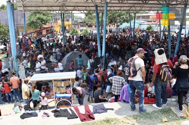 Un 40 por ciento de migrantes que arribaron en caravana busca quedarse en México