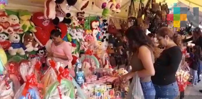Podrían dar más permisos para venta del Día de las Madres, en Tuxpan