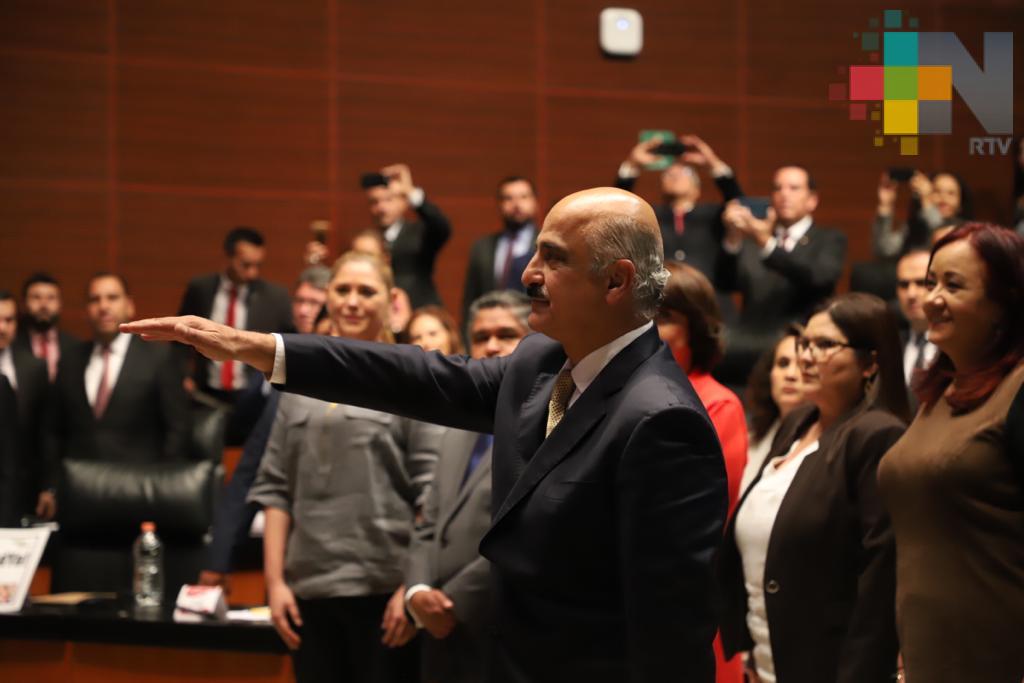 Asume Ricardo Ahued la Administración General de Aduanas del SAT