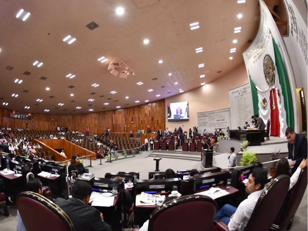 Avalan diputados cambio de nombre en congregación de Ixhuatlán del Sureste