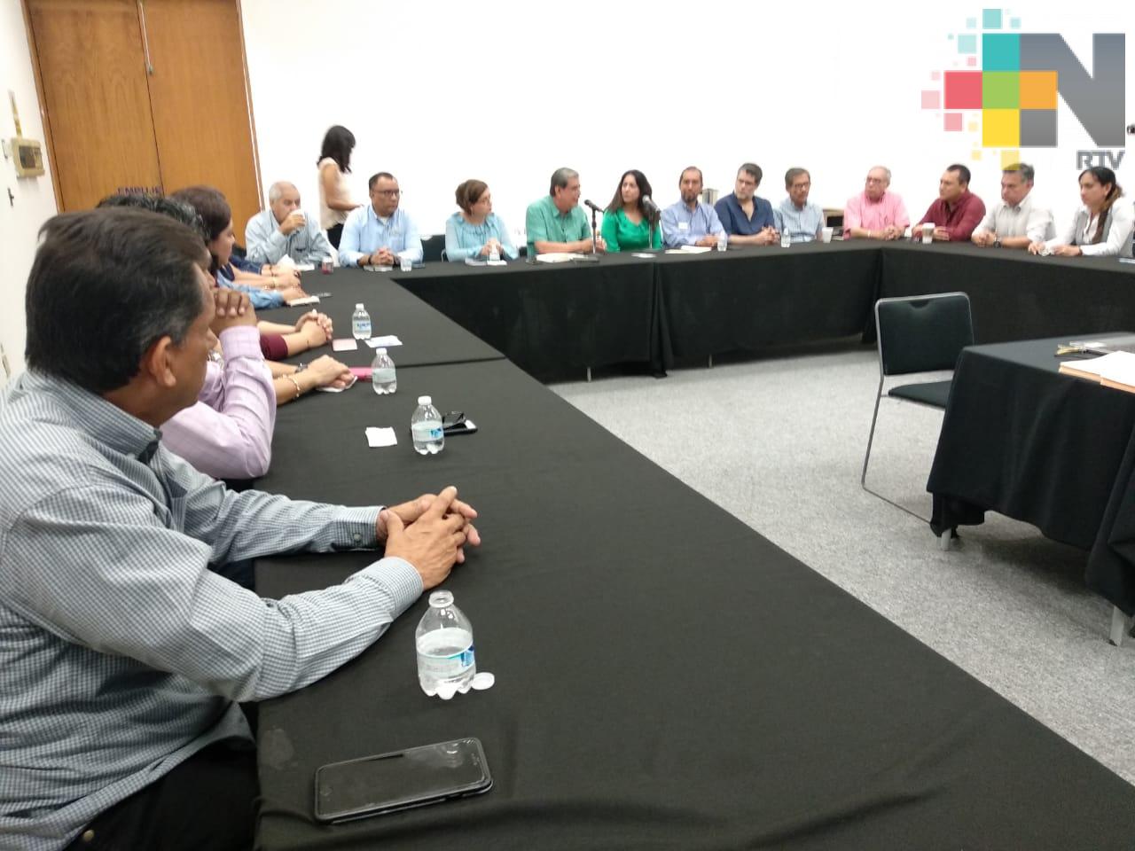 Construcción de nueva refinería dará prioridad a compañías mexicanas