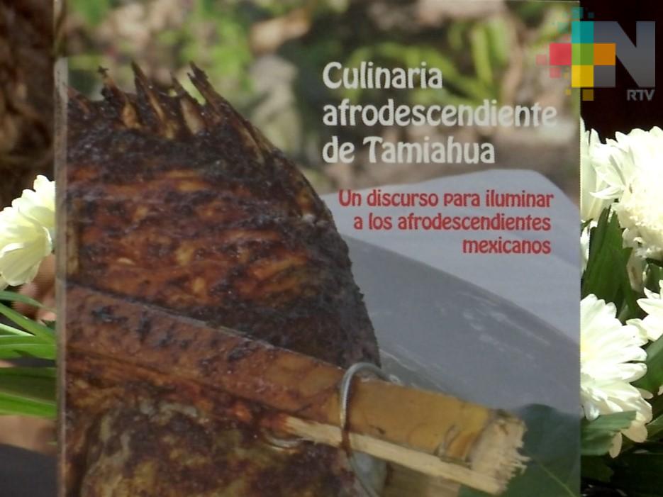Doris Careaga presentó su libro “Culinaria afrodescendiente de Tamiahua”, en Xalapa