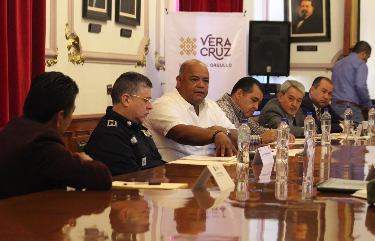 «Con trabajo colaborativo lograremos la pacificación de Veracruz»: Eric Cisneros