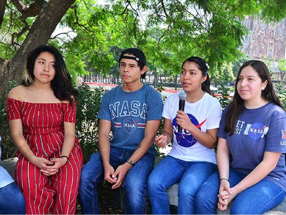 Jóvenes de la UNAM ganan concurso de la NASA