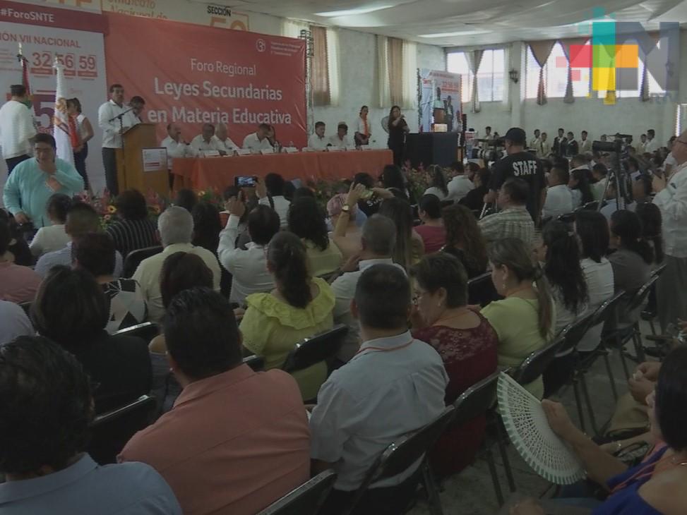 Analiza SNTE Leyes Secundarias en Materia Educativa