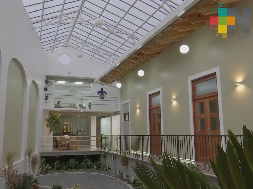 Galería Universitaria Ramón Alva de la Canal invita a visitar sus nuevas instalaciones