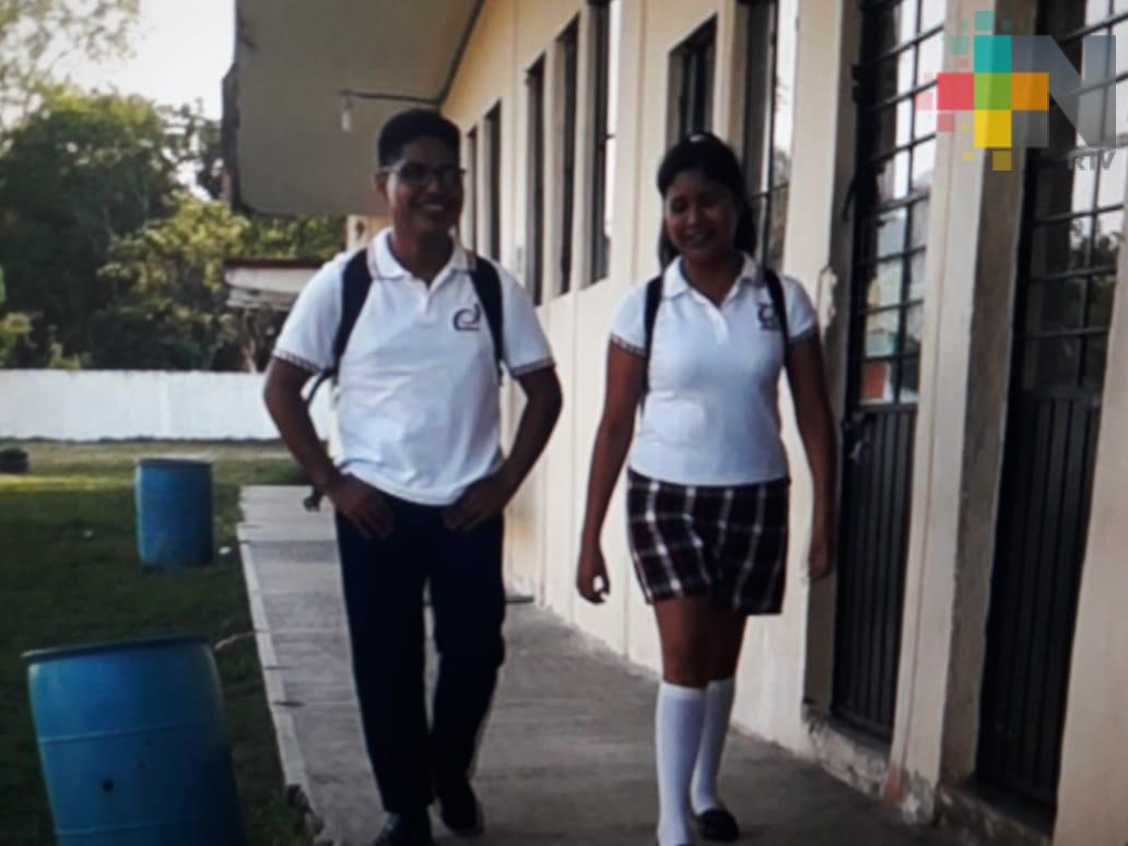 Said y Milca, listos para la Olimpiada Estatal de la Ciencia