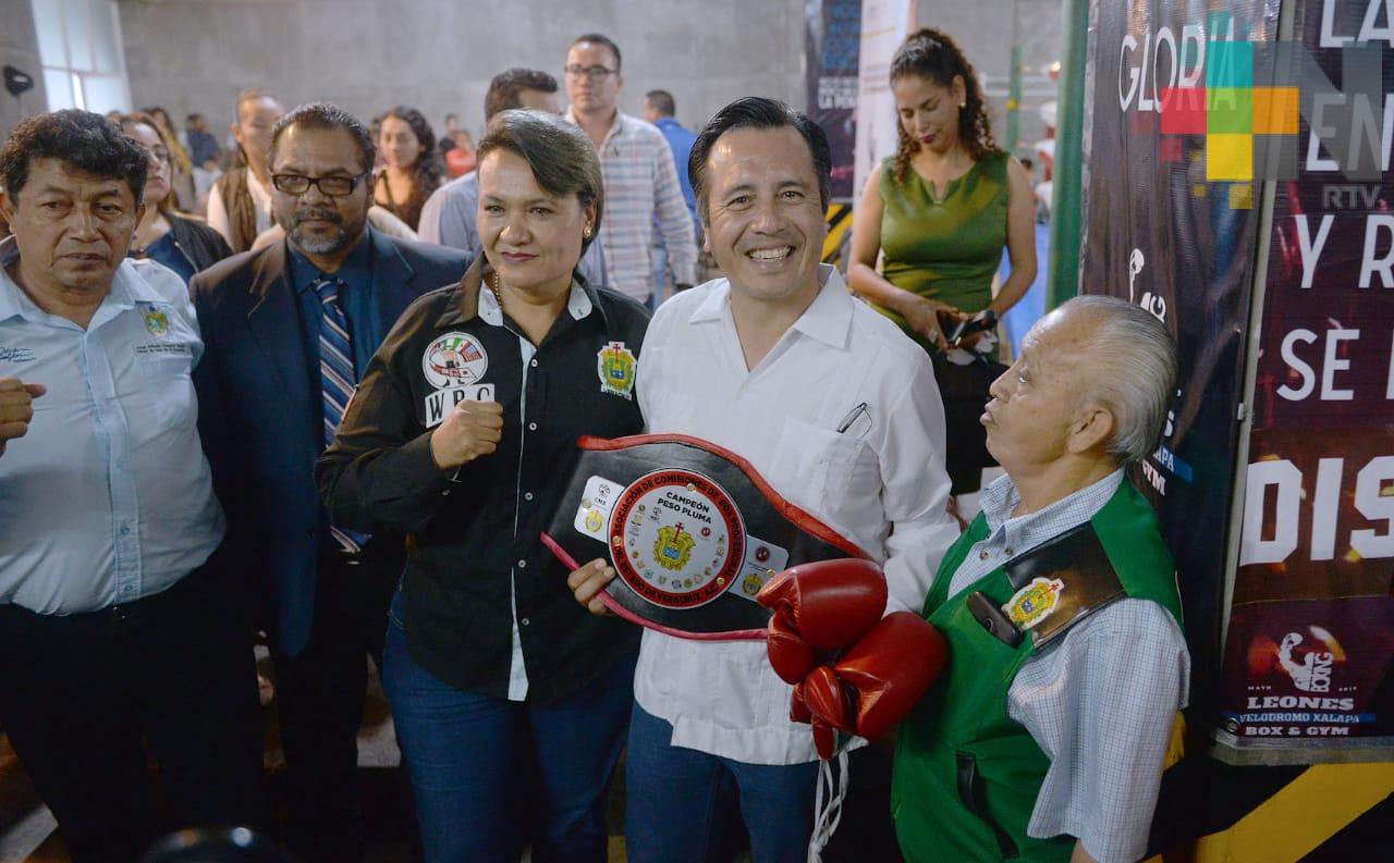 Inaugura el Gobernador escuela de boxeo de alto rendimiento