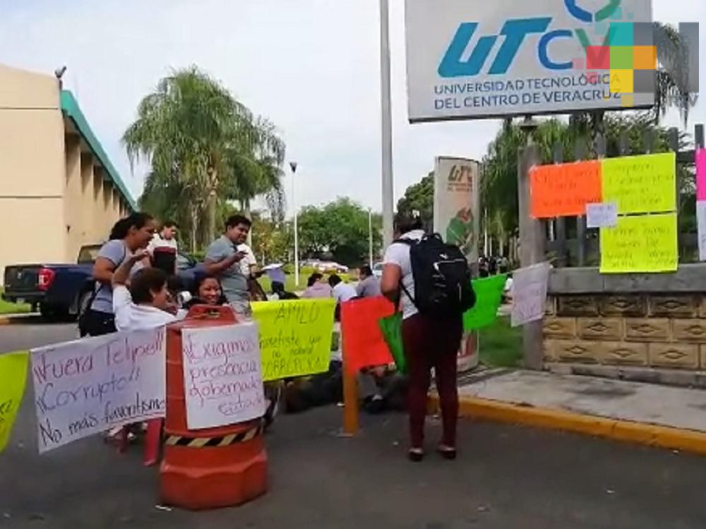 Docentes toman instalaciones de UTCV por presuntos casos de nepotismo y tráfico de influencias