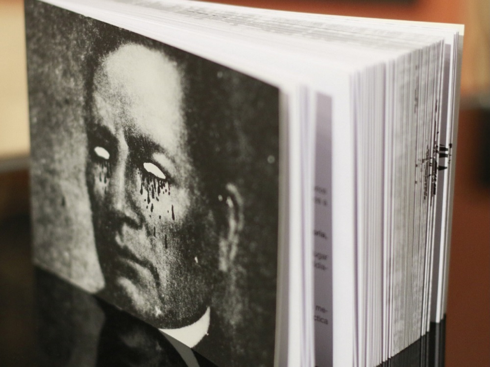 Presenta IVEC libro «Demián Flores. Itinerarios Gráficos»