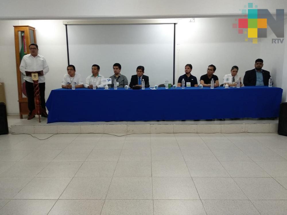 Programa «Snap Work» busca incentivar a estudiantes de nivel básico