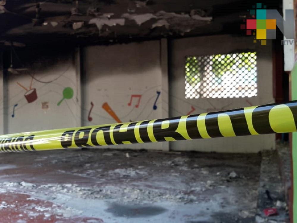 Tras incendio se reanudan clases en jardín de niños de Veracruz