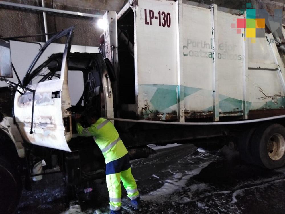 Se incendia camión recolector de basura en Coatzacoalcos