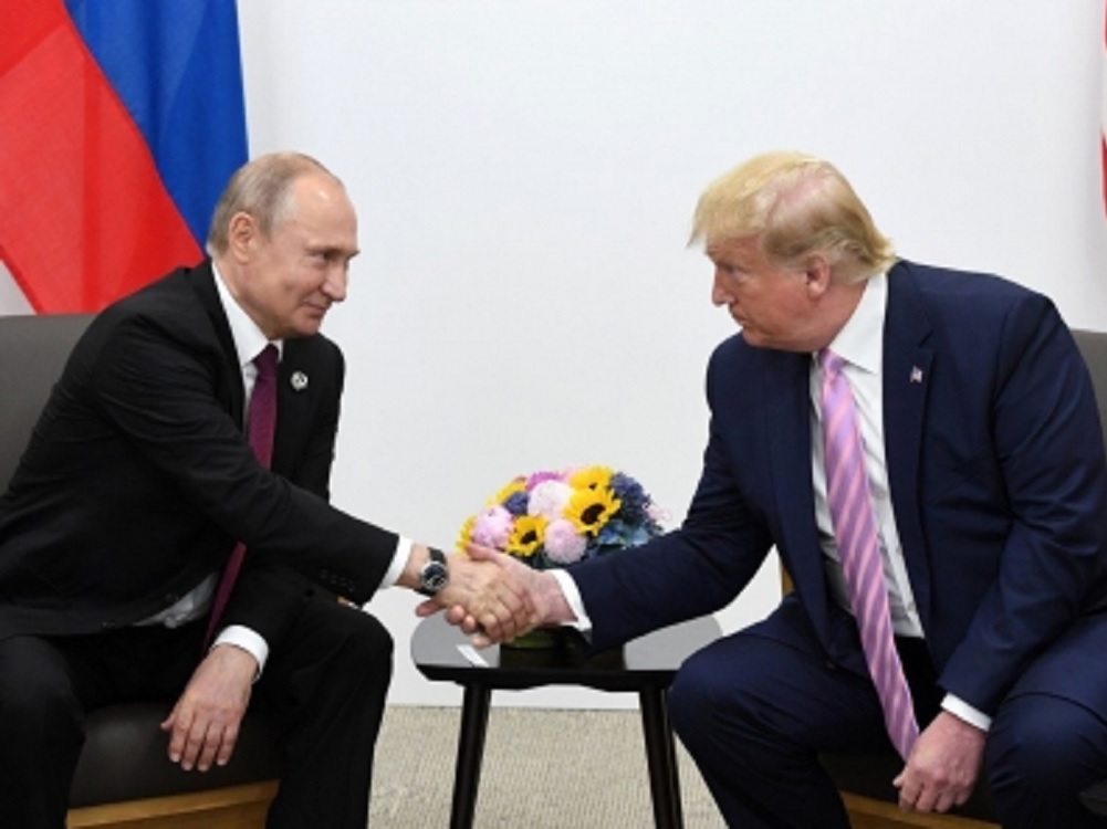 Trump pide a Putin que no interfiera en las elecciones de 2020 en EUA